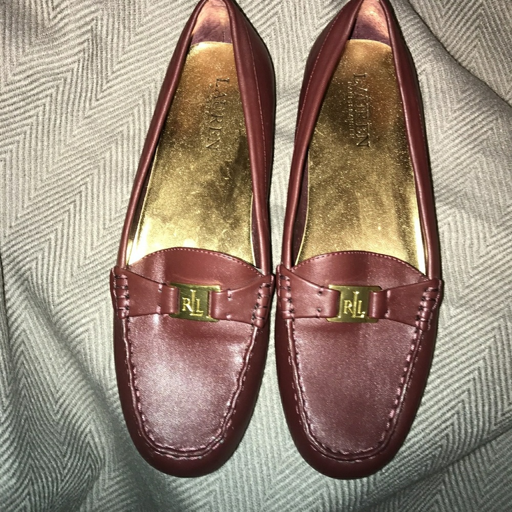 Shoes - Picture 4 of 7